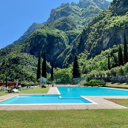 Sky&Pool Dom Apartman Riva del Garda Kültér fotó