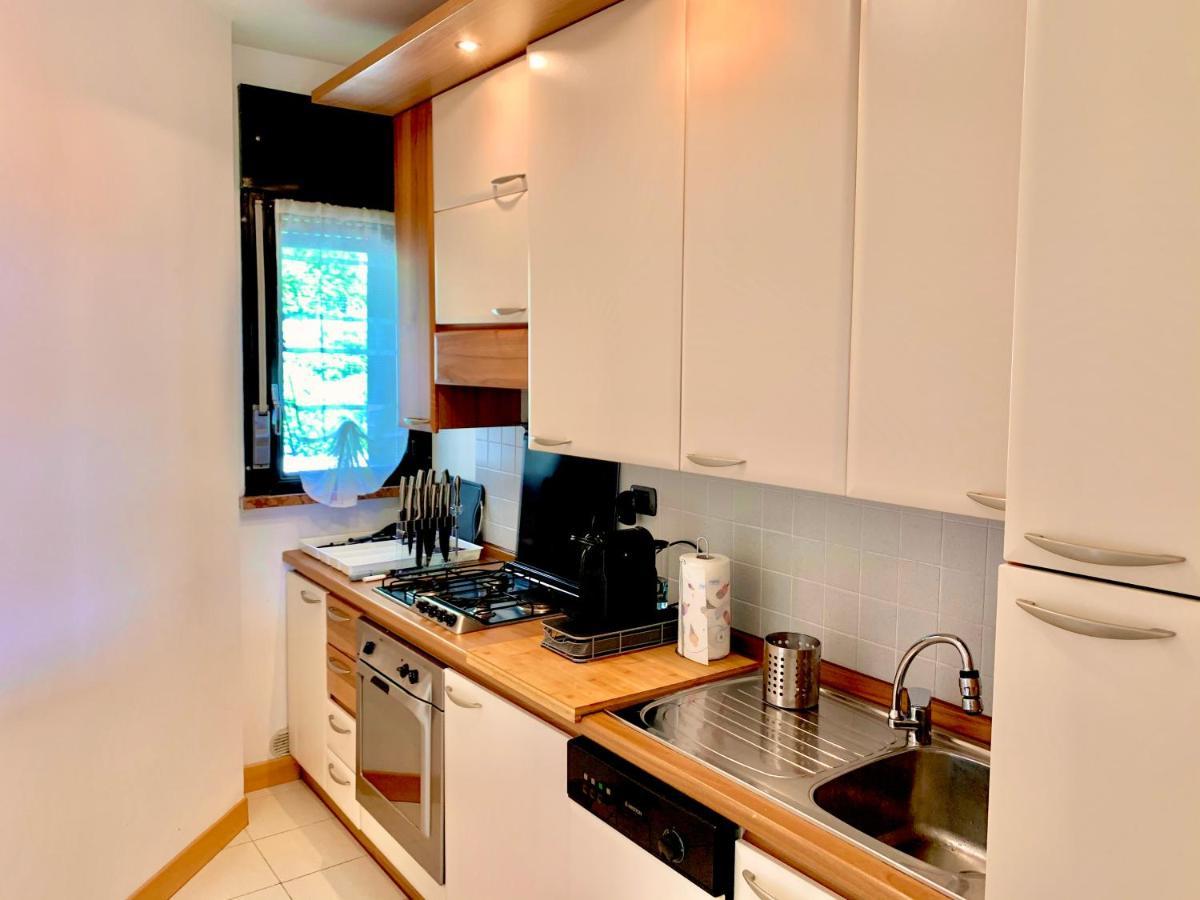 Sky&Pool Dom Apartman Riva del Garda Kültér fotó