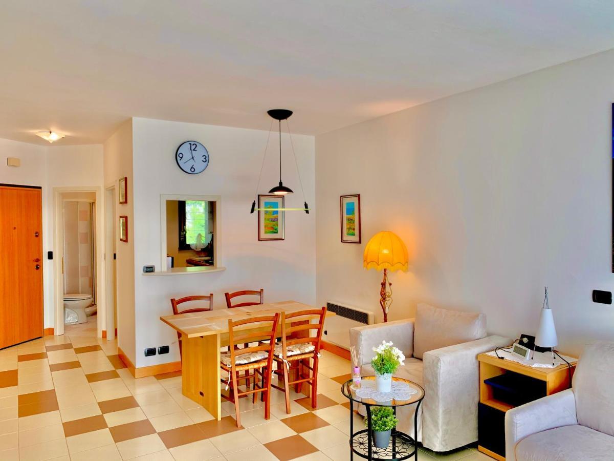 Sky&Pool Dom Apartman Riva del Garda Kültér fotó