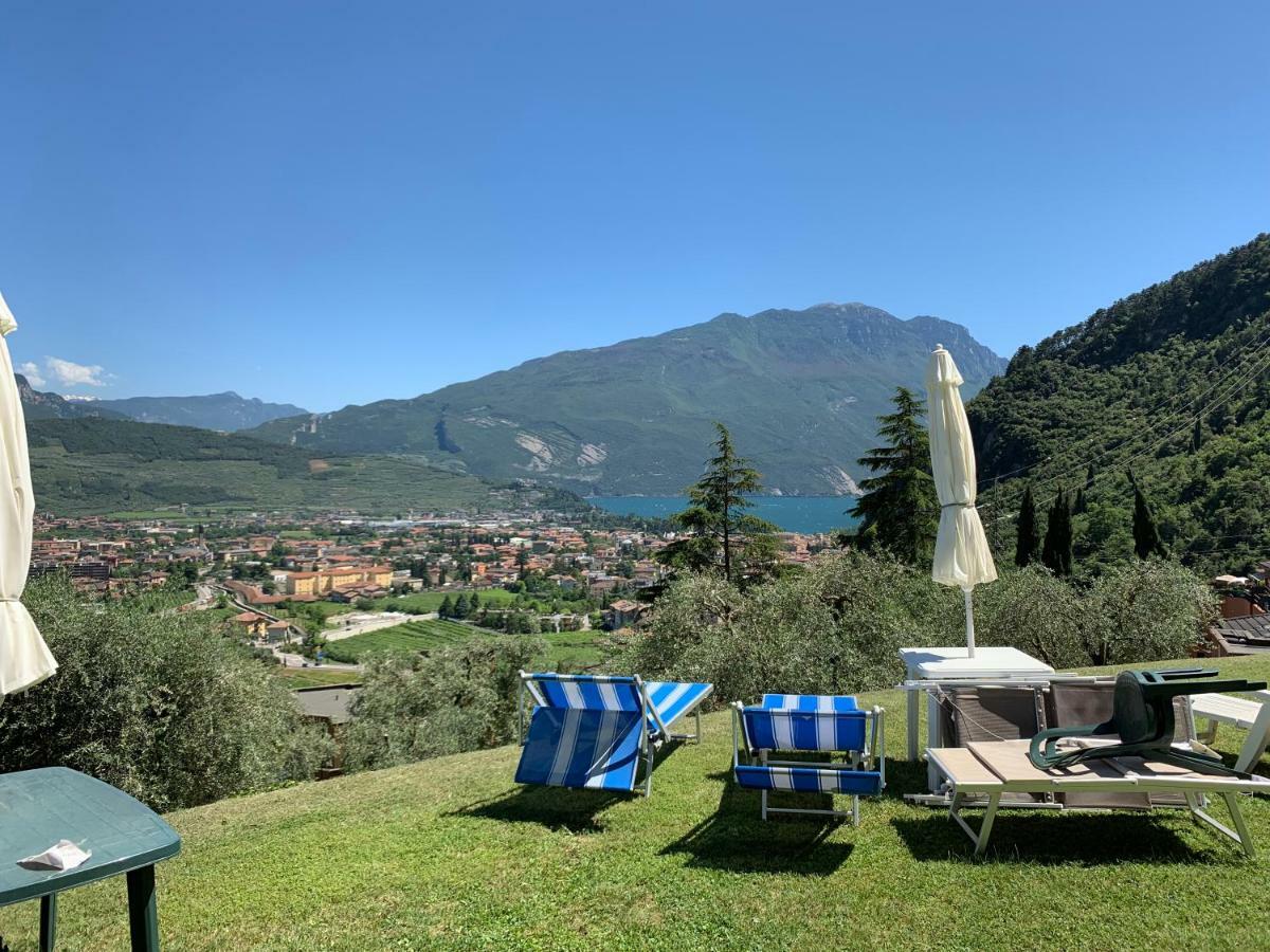 Sky&Pool Dom Apartman Riva del Garda Kültér fotó