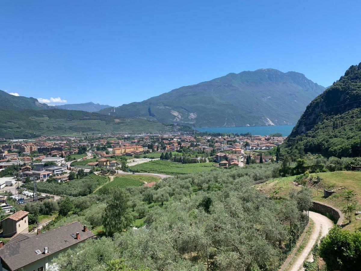 Sky&Pool Dom Apartman Riva del Garda Kültér fotó