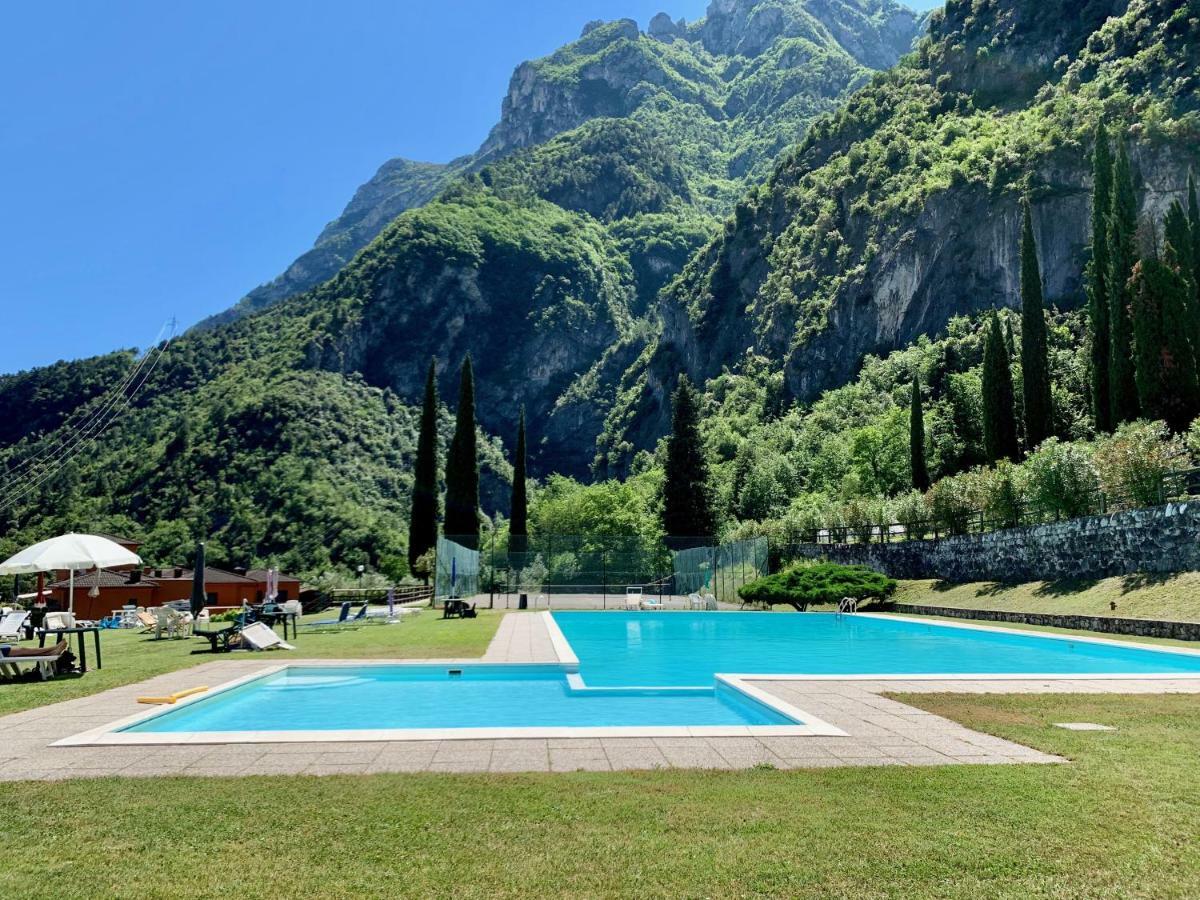 Sky&Pool Dom Apartman Riva del Garda Kültér fotó