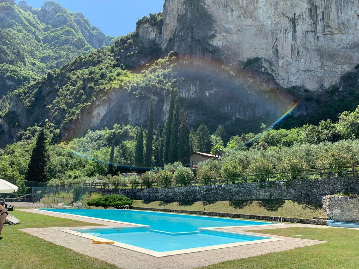 Sky&Pool Dom Apartman Riva del Garda Kültér fotó
