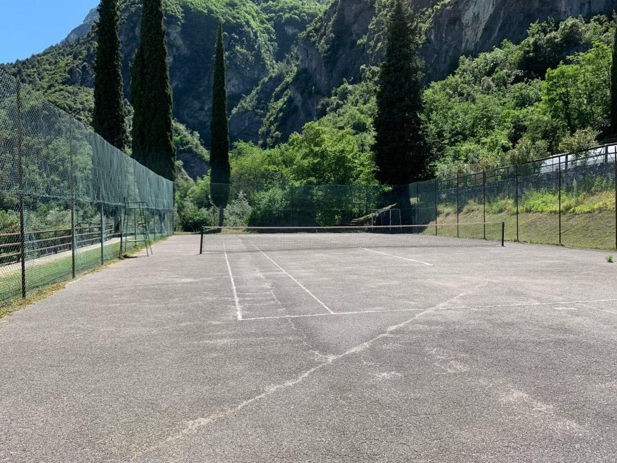 Sky&Pool Dom Apartman Riva del Garda Kültér fotó