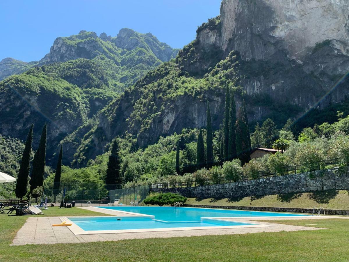 Sky&Pool Dom Apartman Riva del Garda Kültér fotó